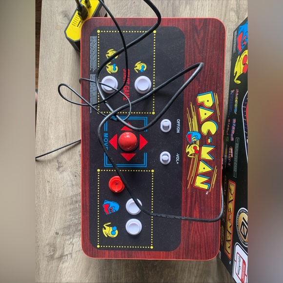 Arcade1up Pac-Man TV Game - Picture 2 of 6